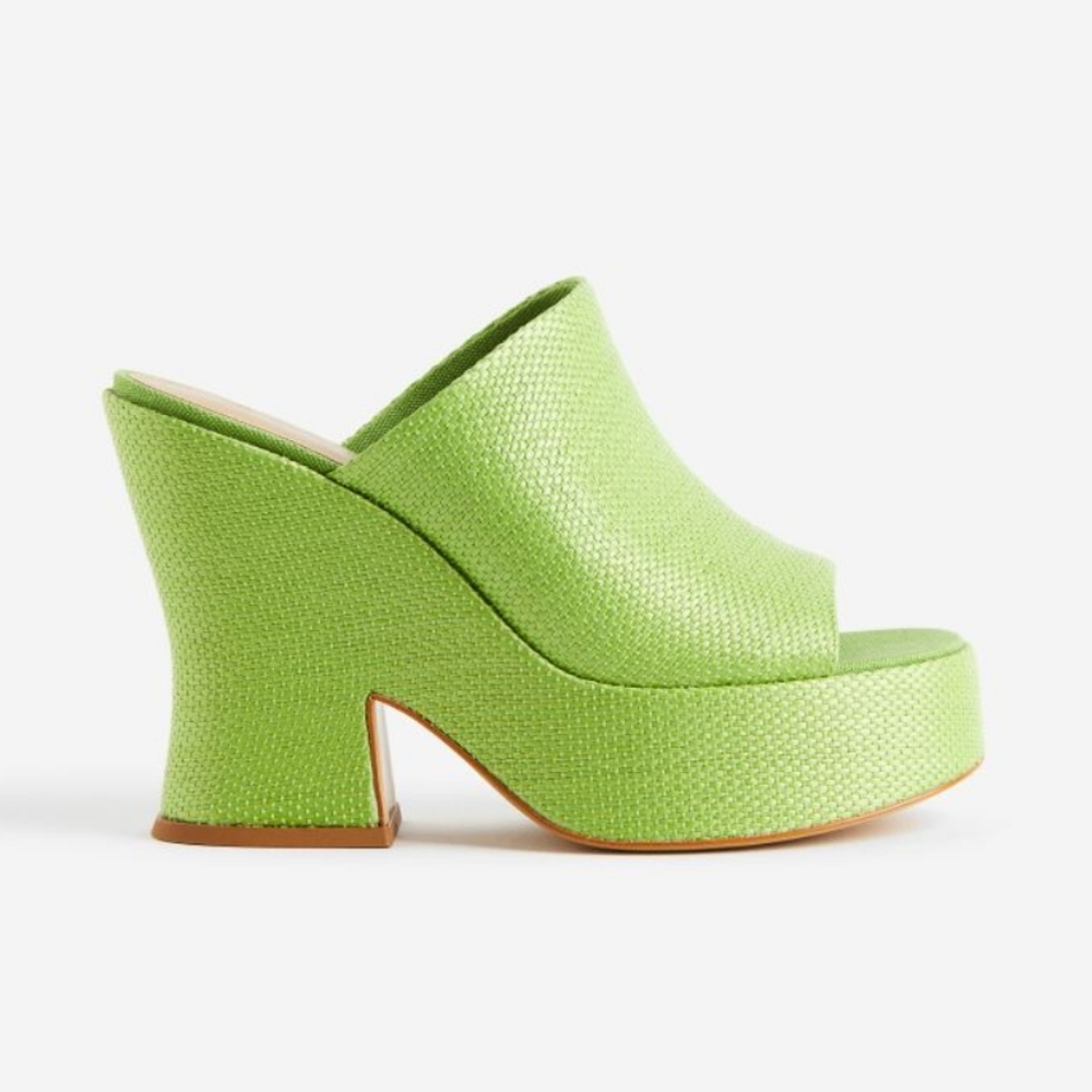 Straw Platform Mules